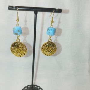 Gold Sand Dollar & Glass Bead Earrings